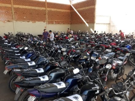 Detran-MG disponibiliza 311 motos e 71 carros para leilão em Montes Claros