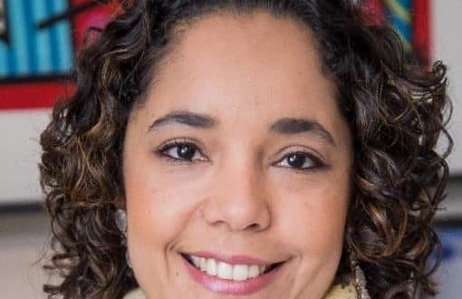 A poeta e médica montes-clarense Gabriella Mendes de Souza.