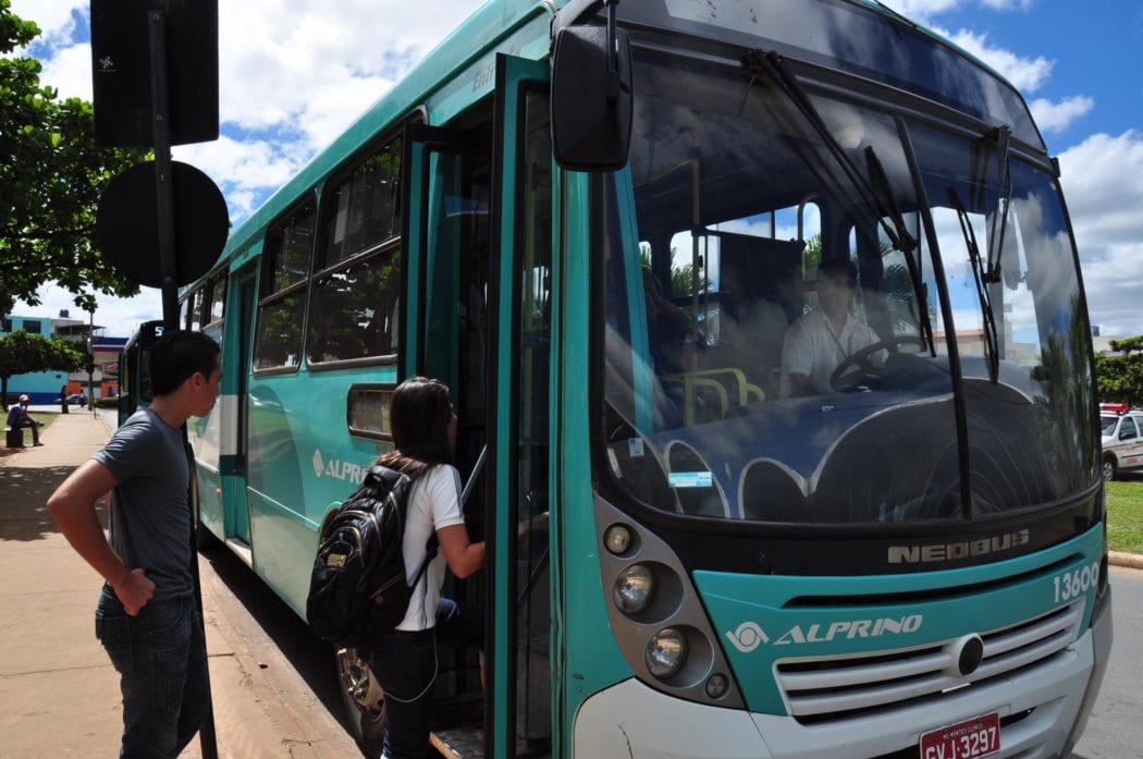 Em Montes Claros, termina na sexta-feira o prazo para o recadastramento do Meio Passe Estudantil