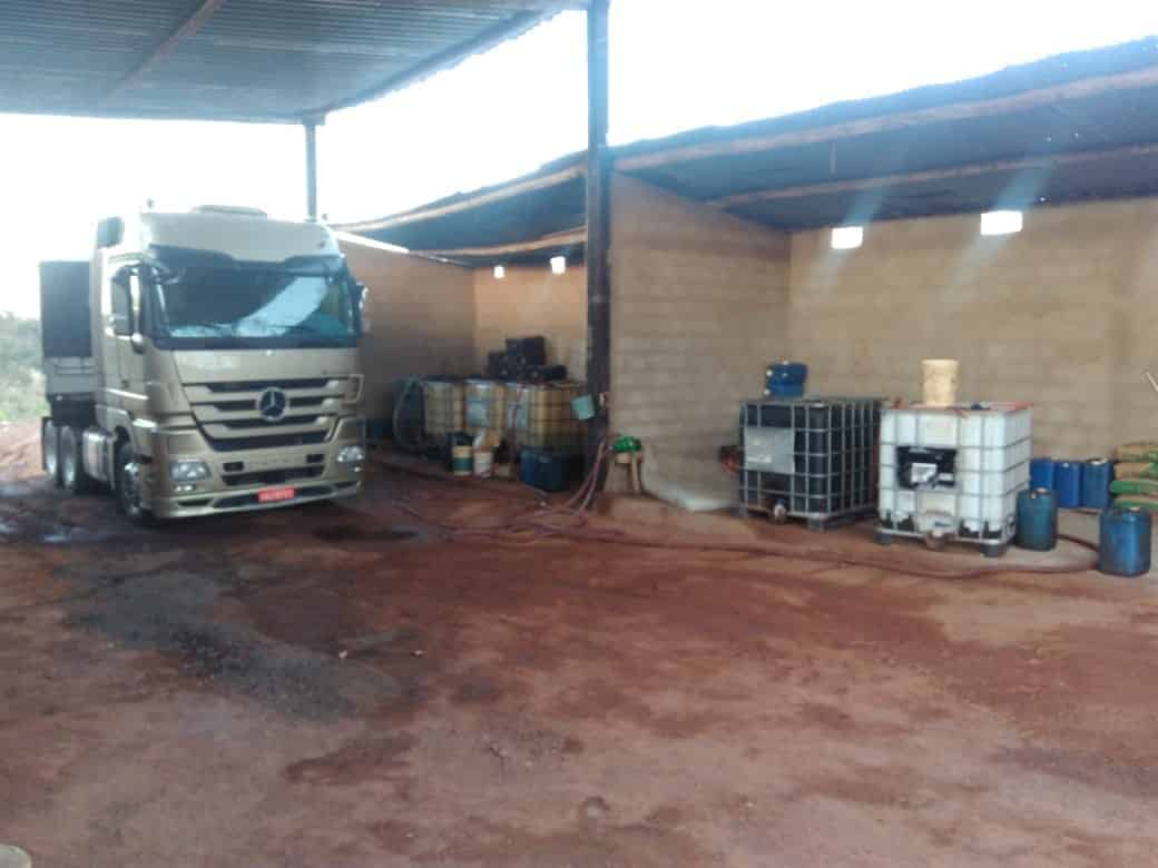 PRF flagra quadrilha que comercializava e armazenava combustível ilegalmente no Norte de Minas