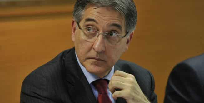 Fernando Pimentel é acusado por abuso de poder econômico e gasto excessivo de campanha nas eleições de 2014