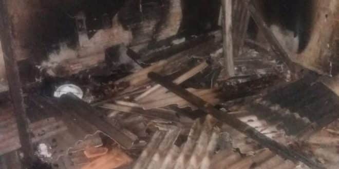 Morador sofre queimaduras de 1º e 2º graus após quarto de casa pegar fogo em Montes Claros