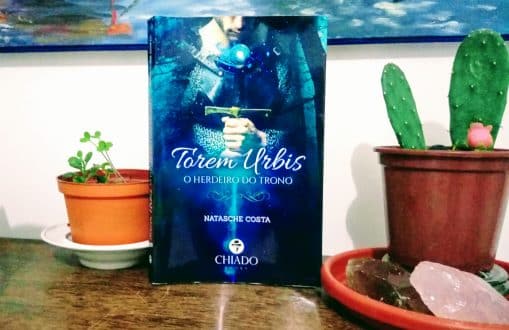 Resenha literária - Tórem Urbes: O herdeiro do trono