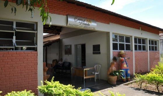 Em Montes Claros, a Casa do Artesão oferece cursos à população