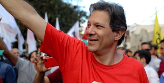 Haddad vai substituir o ex-presidente Luiz Inácio Lula da Silva, cuja candidatura foi barrada pelo Tribunal Superior Eleitoral