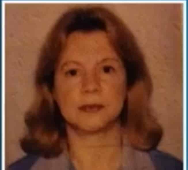 Elaine Figueiredo Lacerda, de 61 anos, foi assassinada com cinco tiros, em frente à própria casa, no bairro Jardim Panorama. O principal suspeito é o ex-marido.