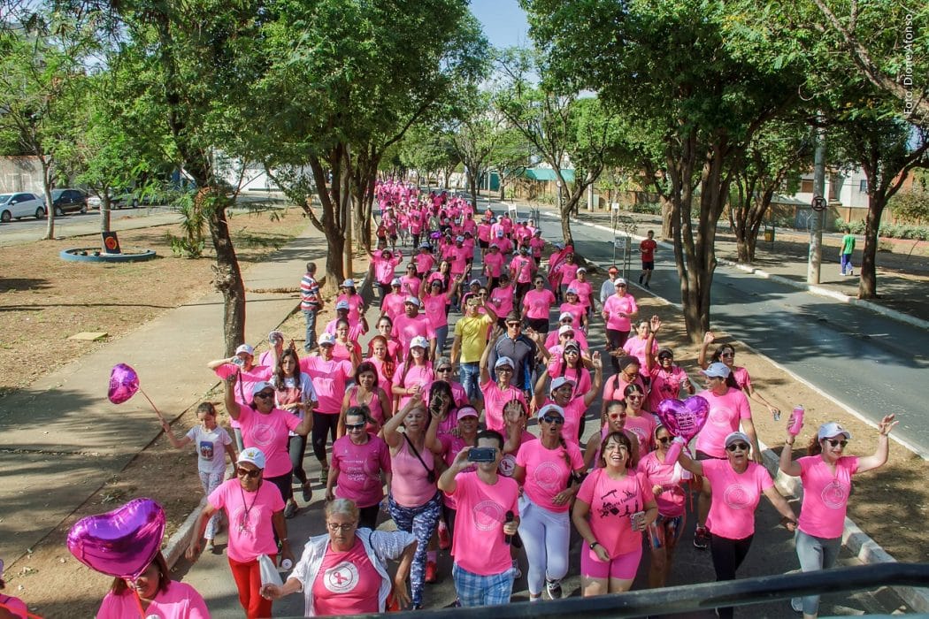 Em Montes Claros, Associação Presente realiza a 6ª Corrida e Caminhada Outubro Rosa