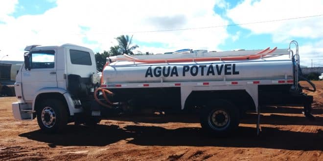Exército em Montes Claros credencia Caminhões PIPA para atender flagelados da seca