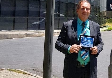 Delegado Renato Nunes é homenageado em evento da Caixa Econômica por reduzir crimes de explosão de caixas eletrônicos no Norte de Minas.