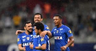 Brasileirão 2018 - Cruzeiro x Vitória: Raposa vence fácil em casa