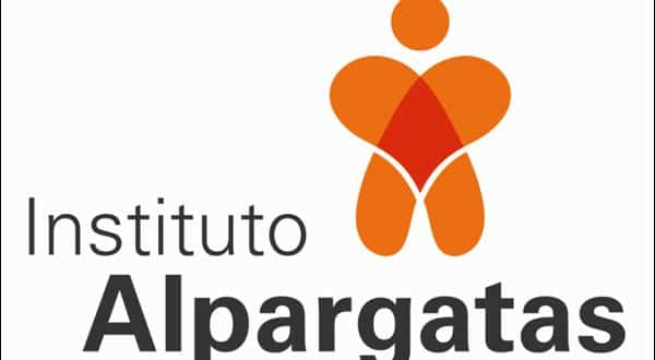 Instituto Alpargatas premia 510 crianças e jovens de Montes Claros que superam seus próprios limites dentro da sala de aula