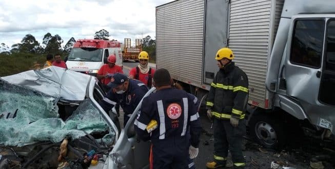 Um dos acidentes aconteceu na BR-251 e deixou um morto no Norte de Minas