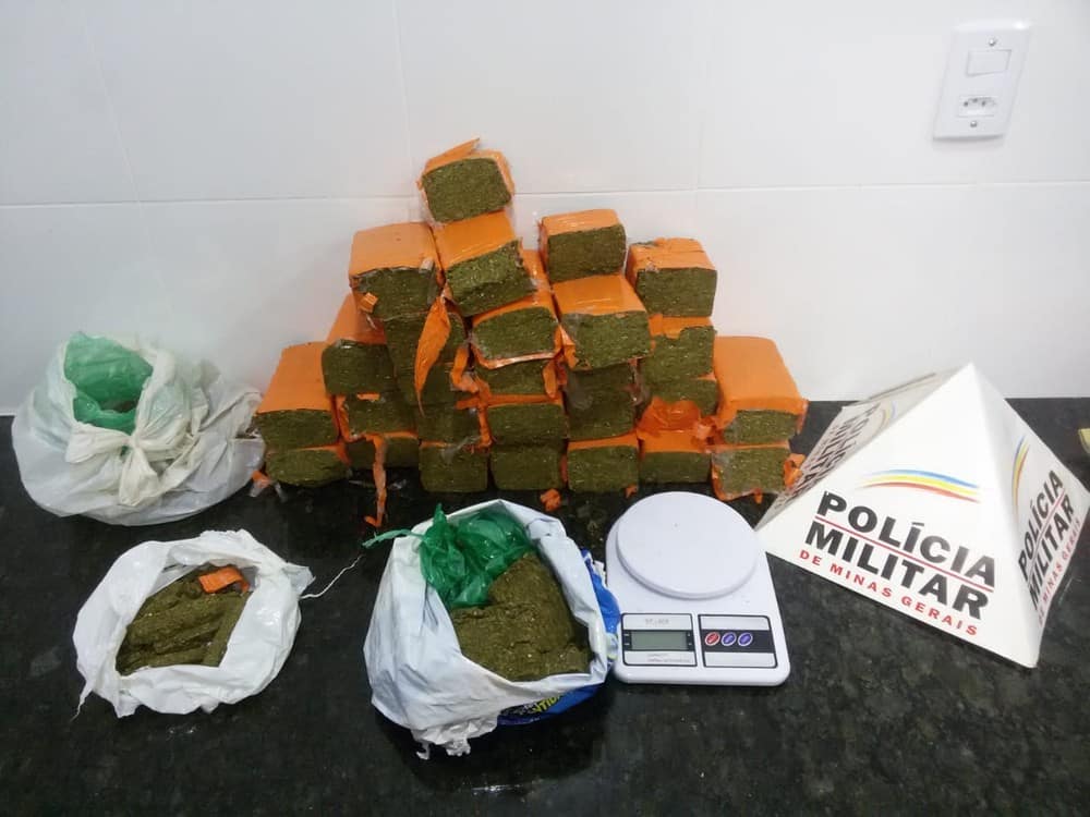 PM apreende grande quantidade de maconha no Norte de Minas