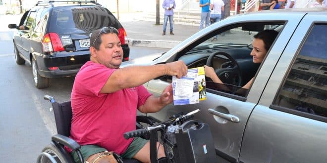 “Esta Vaga é Especial” - Campanha em Montes Claros cobra respeito aos direitos de idosos e deficientes