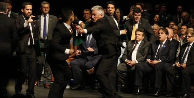 Rogério Correia (PT) brigou com o deputado federal Cabo Junio Amaral (PSL)