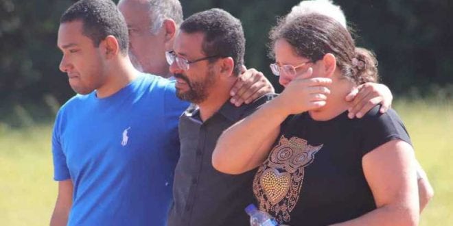 Buscas por vítimas de rompimento de barragem em Brumadinho entraram no quarto dia nesta segunda-feira. Israelenses começaram a trabalhar hoje. Primeiros corpos foram sepultados na cidade