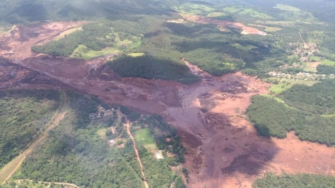 Córrego do Feijão  Construída em 1998, a barragem é usada para recirculação de água da planta e contenção de rejeitos em eventos de emergência. 