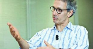 Romeu Zema anunciou nesta segunda-feira a forma como será pago o 13º salário