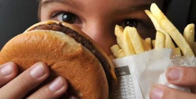 O perfume ambiente pode ser uma ferramenta poderosa para resistir aos desejos por alimentos indulgentes