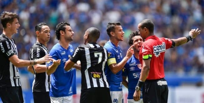 Campeonato Mineiro - Cruzeiro e Atlético empatam no Mineirão