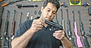 Guilherme Salles, dono da Casa Salles, acredita que a venda de armas em 2019 será a melhor dos últimos 20 anos