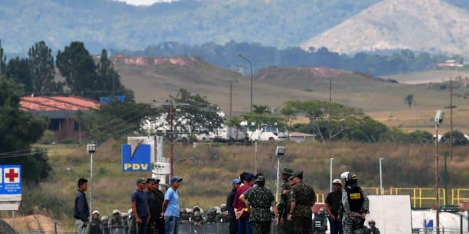 Crise Venezuelana - Defesa diz que intercedeu para que incidentes na fronteira não se repitam