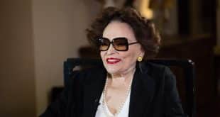 Bibi Ferreira durante entrevista com Roberto D'Avila