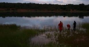 Montes Claros - Bombeiros encontram corpo de homem que se afogou em lagoa no bairro Jaraguá