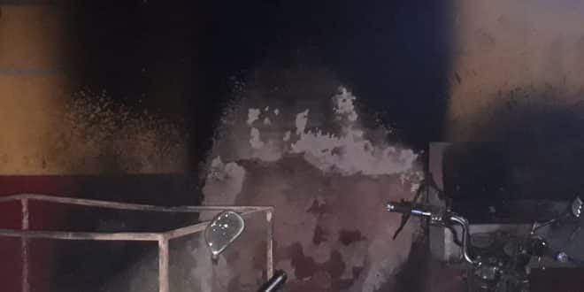 Montes Claros - Incêndio em Casa de Peças no Vargem Grande II