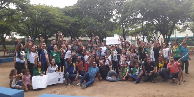 Juventude adventista unida em prol da comunidade