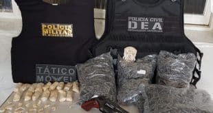 Montes Claros - PC e PM apreendem 561 papelotes de cocaína e um revólver calibre 38 no Feijão Semeado