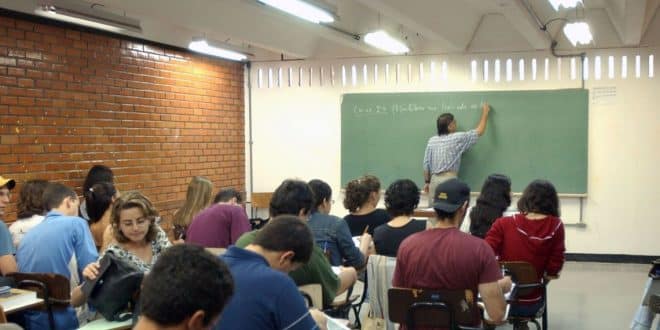 Empreendedorismo e investigação científica farão parte do ensino médio