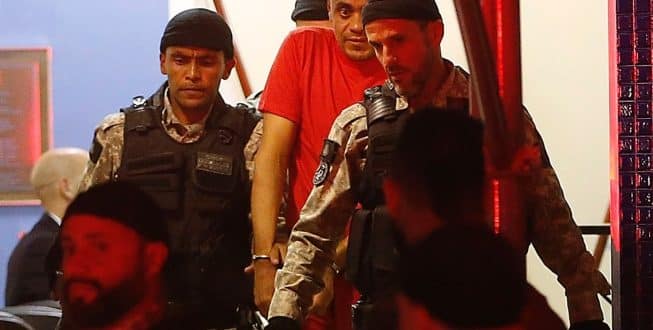 A finalidade do inquérito é descobrir se Adélio teve a ajuda de alguém ou de alguma organização criminosa