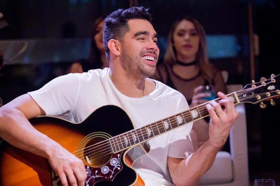 Morre Gabriel Diniz, do hit 'Jenifer', em acidente de avião em Sergipe