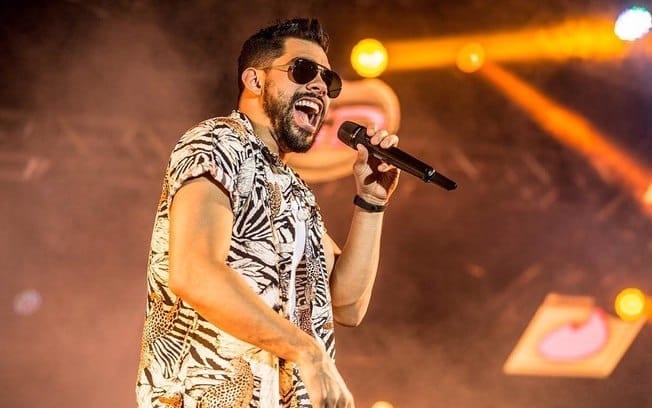 Morre Gabriel Diniz, do hit ‘Jenifer’, em acidente de avião em Sergipe