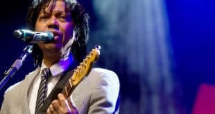 Montes Claros - Djavan se apresenta em Montes Claros, dia 17 de Agosto