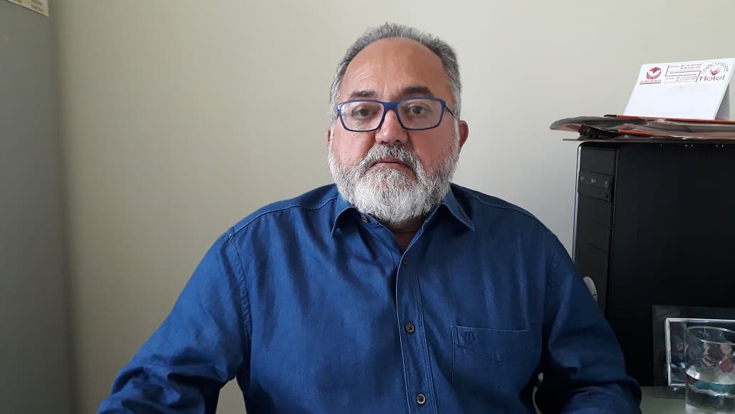 Professor Sílvio Guimarães