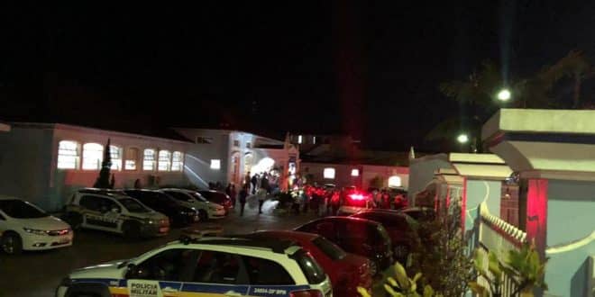 Homem mata ex e mais três em ataque em igreja evangélica em Paracatu