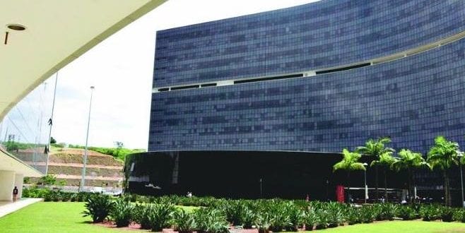 MG - Governo de Minas vai antecipar pagamento da primeira parcela do salário