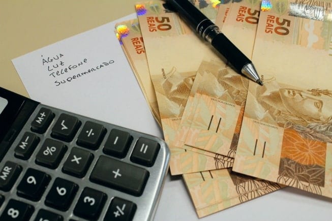 Semana de Educação Financeira - Dicas para evitar o endividamento