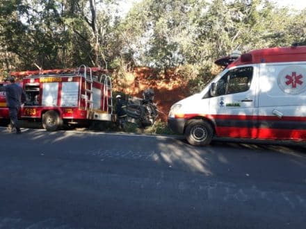 Norte de Minas - Uma pessoa morre e quatro ficam feridas após acidente de trânsito em Capitão Enéas