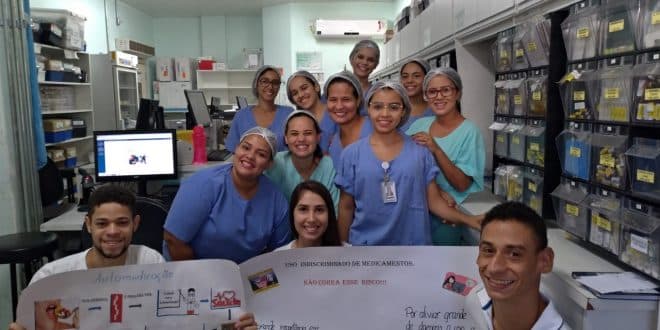 Montes Claros - Santa Casa de Montes Claros realiza ação para conscientizar sobre os riscos da automedicação