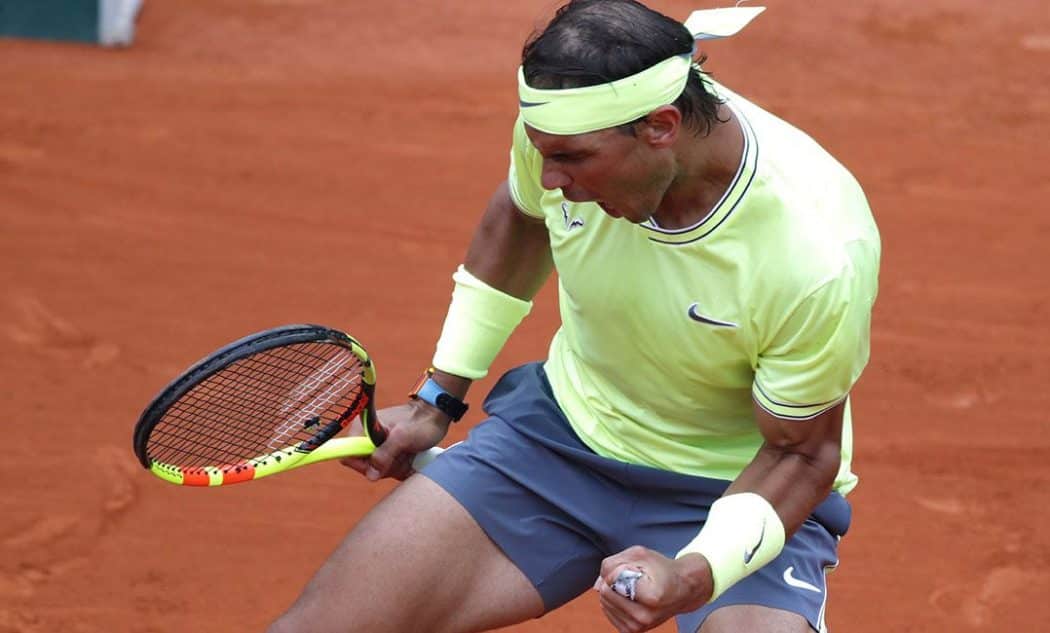 Nadal comemora vitória em Roland Garros (Foto: Charles Platiau/Reuters)