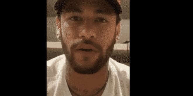 Jogador publicou um vídeo no Instagram dizendo que caiu em uma "armadilha"