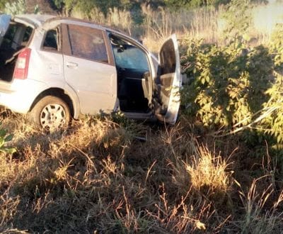 Norte de Minas - Carro capota e atropela jovem em Itacarambi no Norte de Minas
