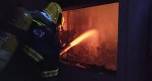 Montes Claros - Incêndio destrói galpão no Distrito Industrial