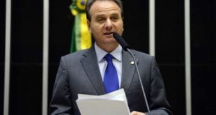 Bilac Pinto se licenciou do cargo de deputado federal para assumir a secretaria em Minas