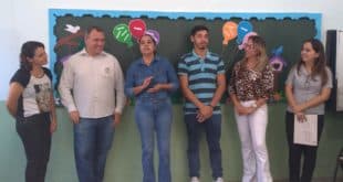 Atitude Ambiental Montes Claros_professores e funcionários da Escola Dr. Mario Tourinho recebem certificado de capacitação