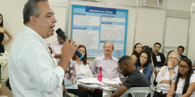 O empresário Geancarlo Almeida, durante o pitch da Rodada de Negócios em 2018