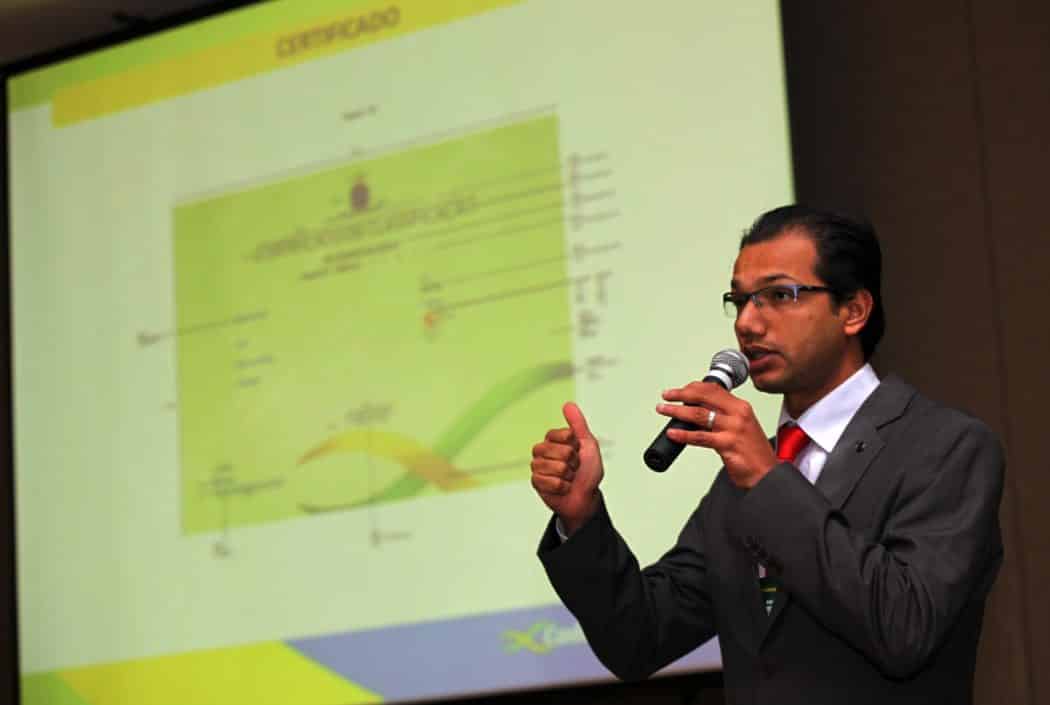 Ítalo Mendes, que é bacharel em Turismo